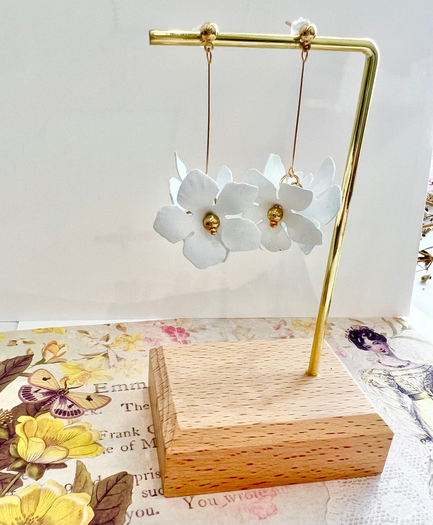 White flower dangling earring