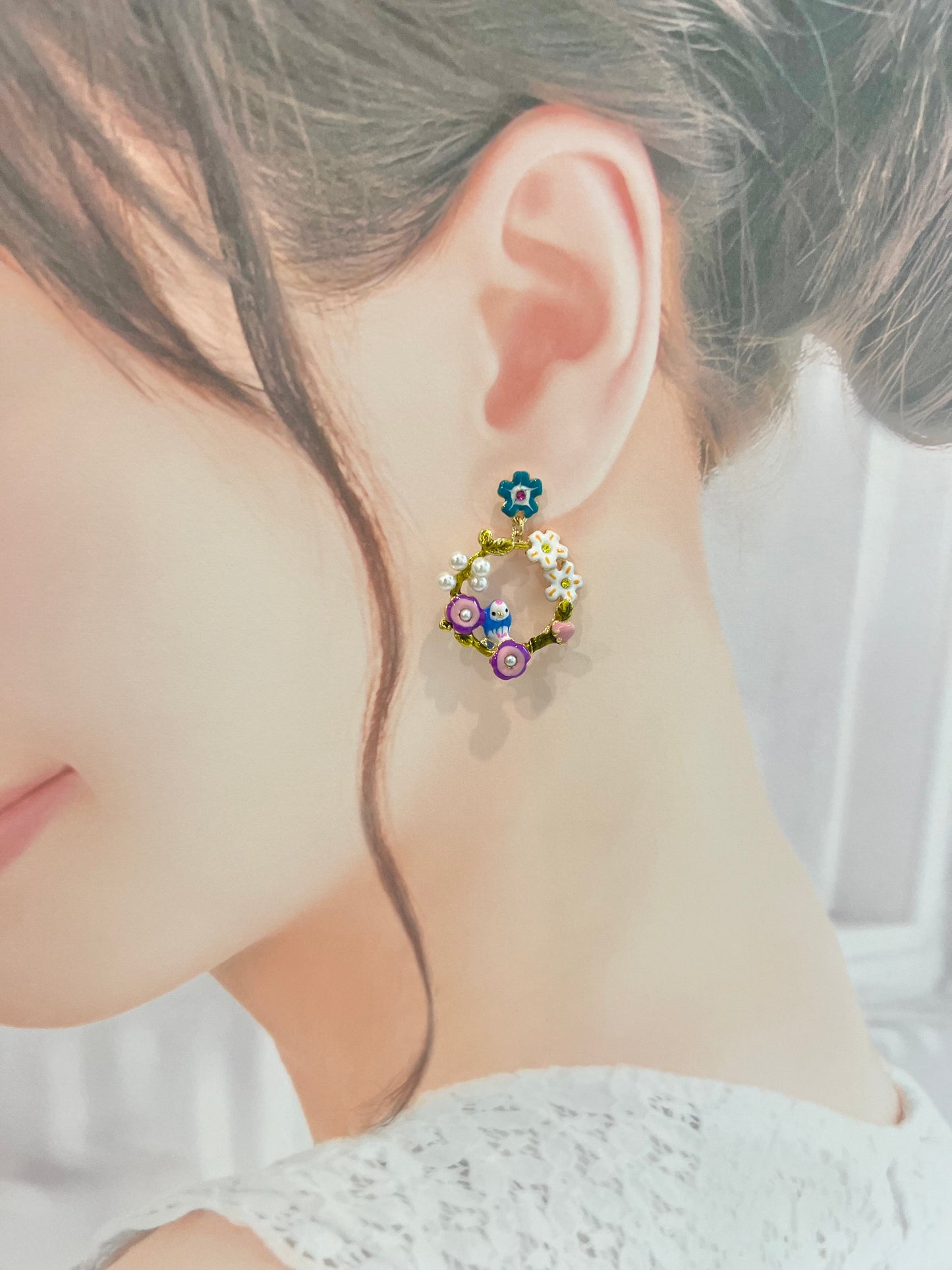 Blue flower bird earring