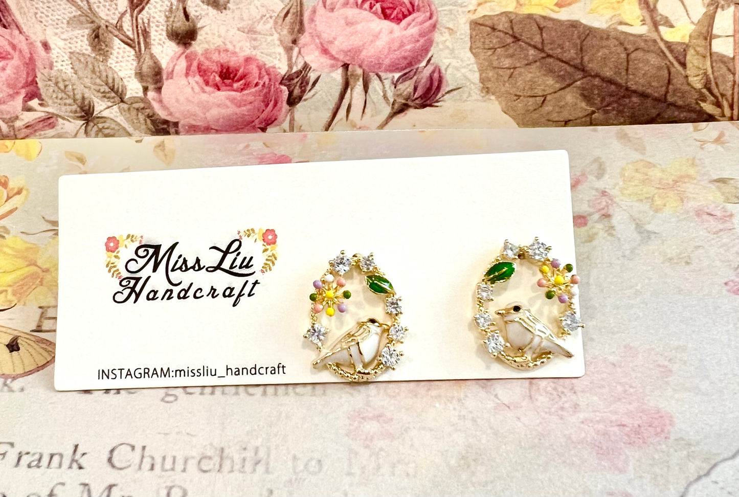 Bird stud earring