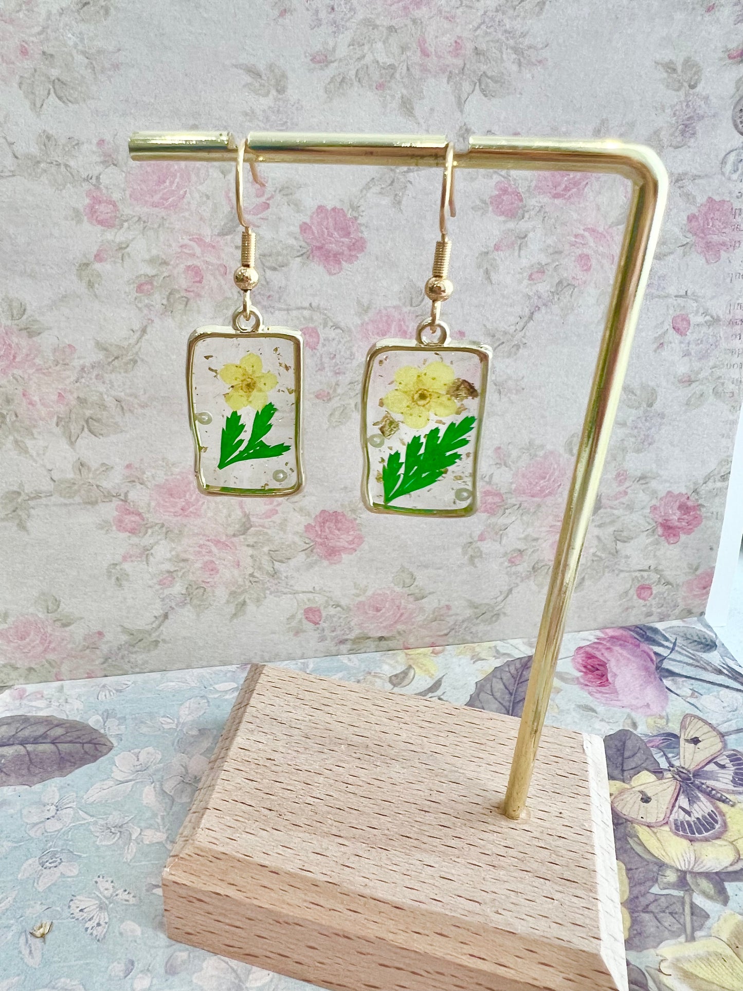 Handmade real flower earring