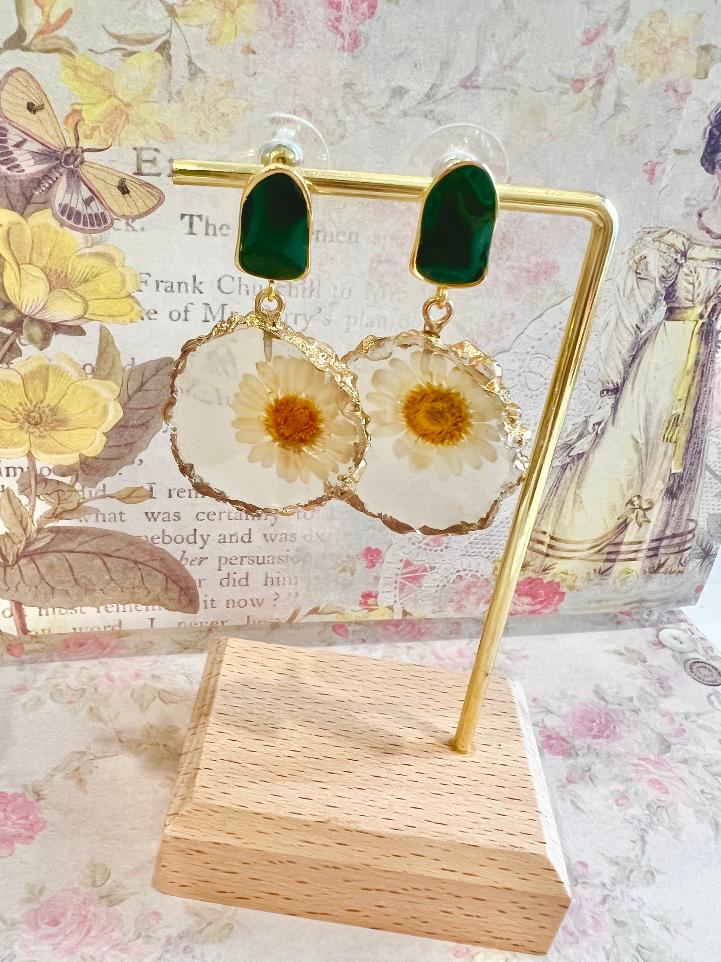 Handmade daisy flower earring