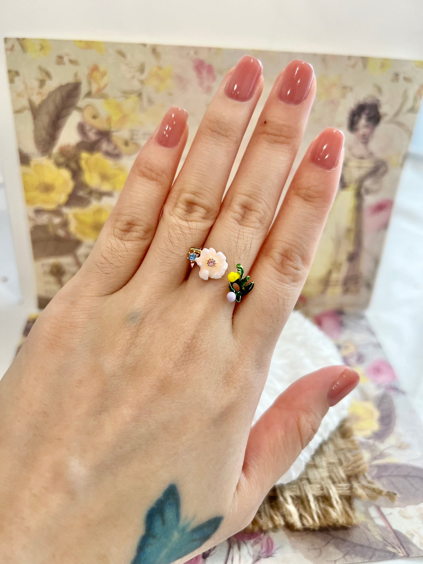 Flower ring