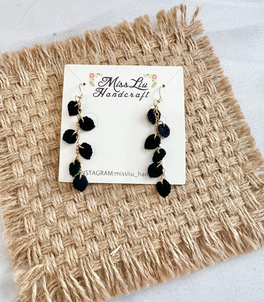 Handmade crochet leaves earring