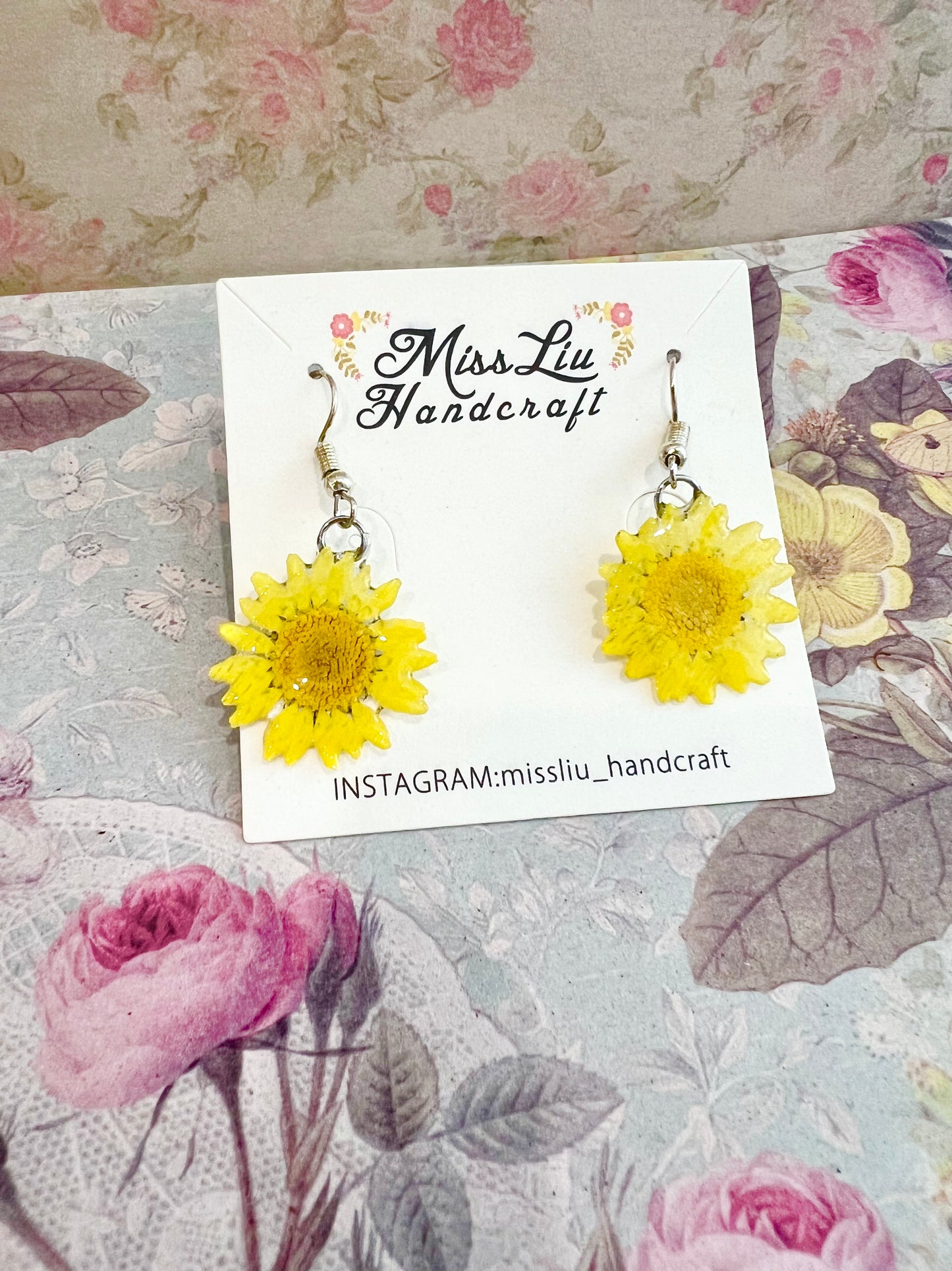 Handmade Yellow daisy real flower earring